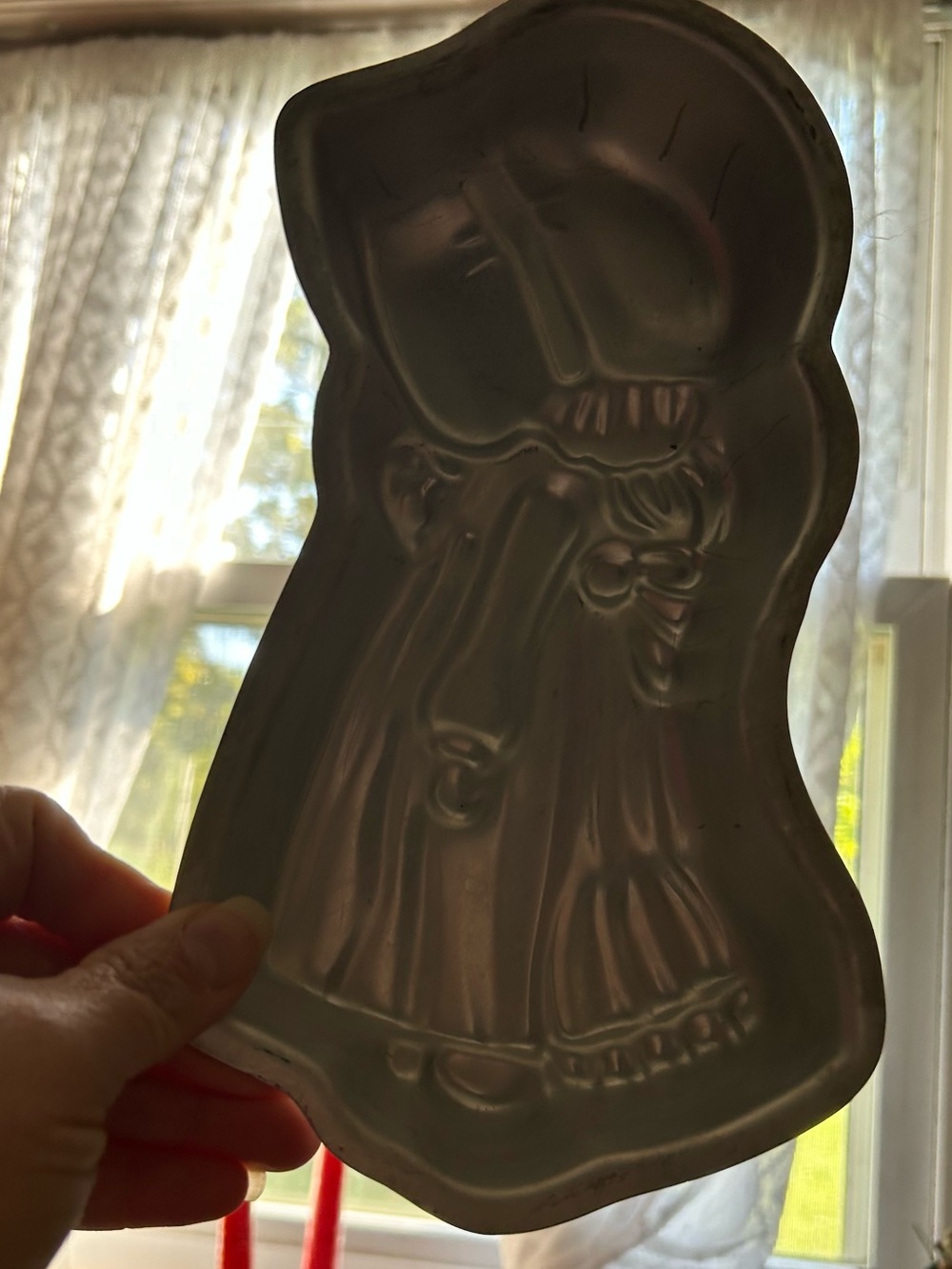 Wilton White Girl Silhouette Cake Pan